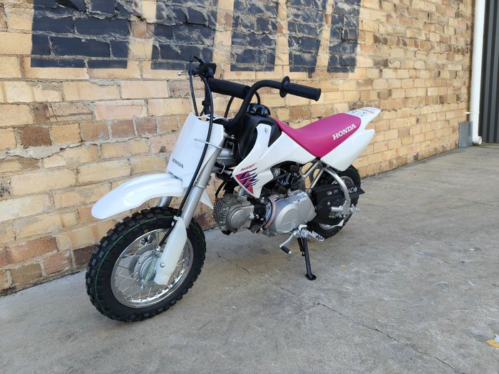 2027 HONDA CRF50F MINI BIKE WHITE