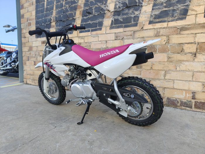2027 HONDA CRF50F MINI BIKE WHITE