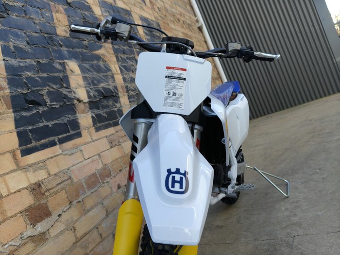 2027 HUSQVARNA TC 85 BW MINI BIKE WHITE