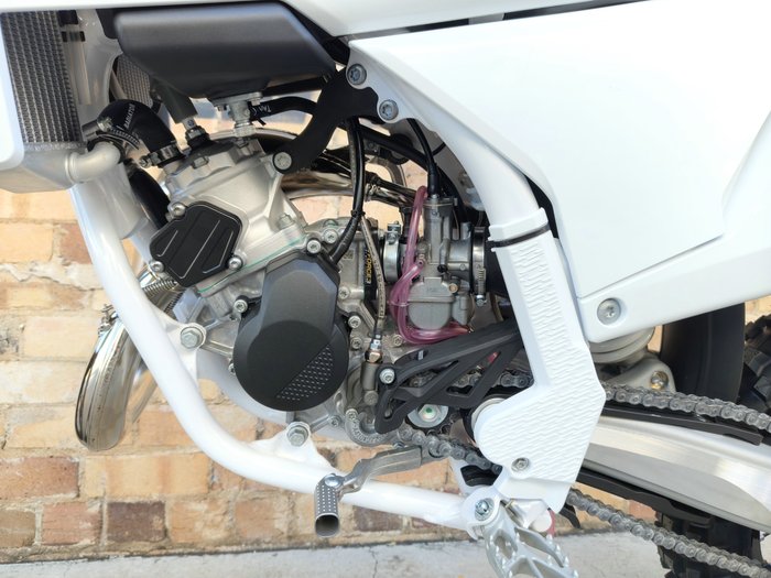 2027 HUSQVARNA TC 85 BW MINI BIKE WHITE
