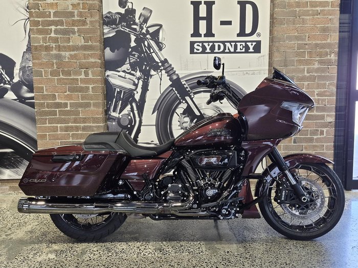 Harley-Davidson CVO Road Glide 121 (FLTRXSE) Touring