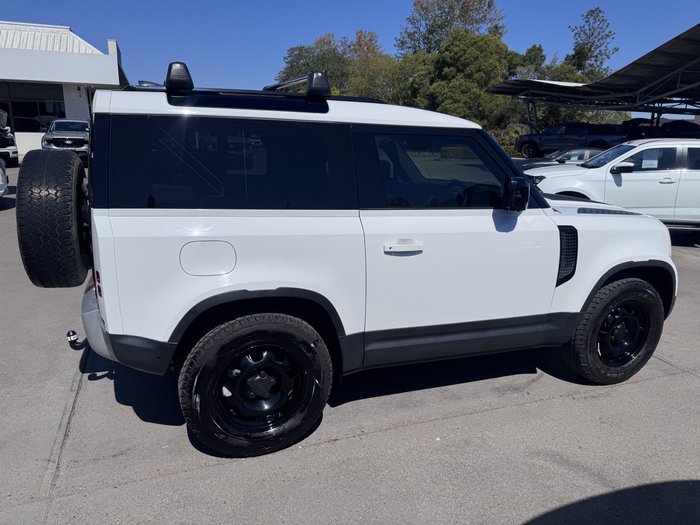 2021 Land Rover Defender 90 P300 S