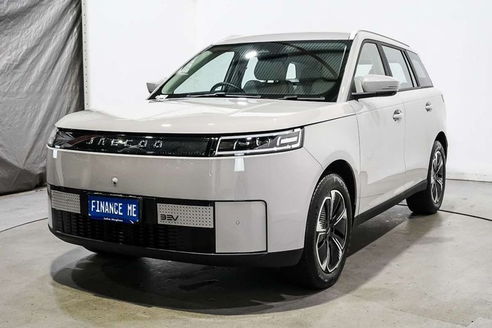 2025 OMODA JAECOO J5 SUMMIT