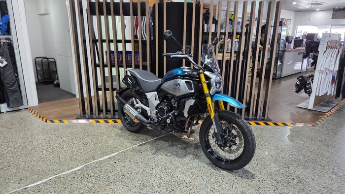 2022 CFMoto CL-X CLASSIC BLUE