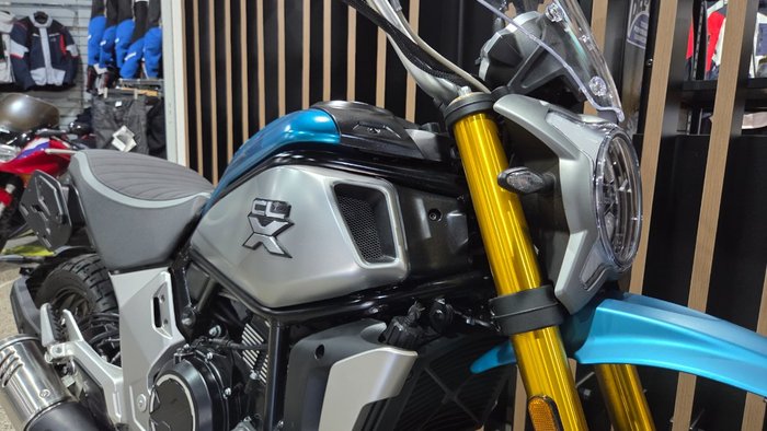 2022 CFMoto CL-X CLASSIC BLUE