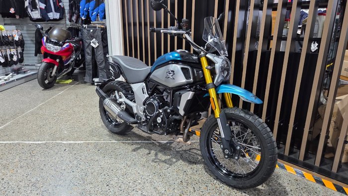 2022 CFMoto CL-X CLASSIC BLUE