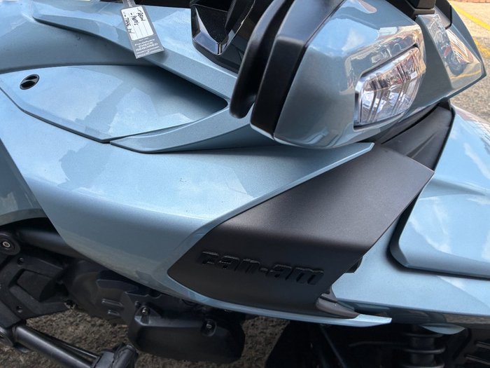 2021 BRP SPYDER F3 LIMITED (SE6) SILVER