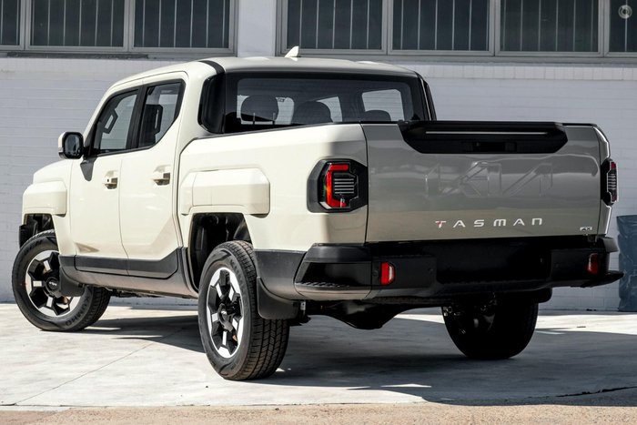 2025 Kia Tasman SX+