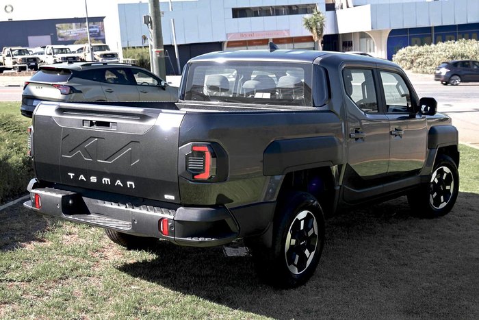 2025 Kia Tasman SX+