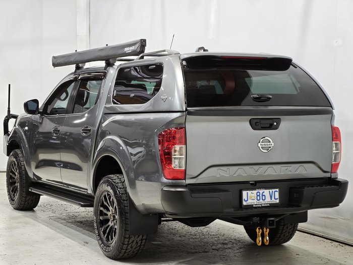 2021 Nissan Navara SL