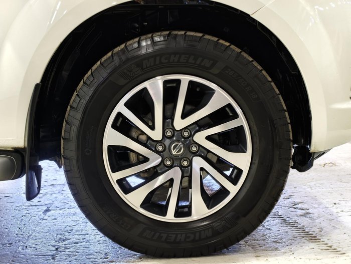2019 Nissan Navara ST-X