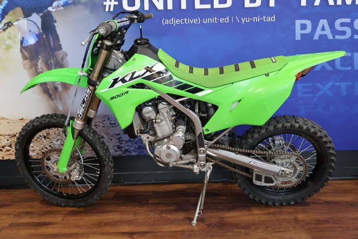 2025 Kawasaki KLX300R Green