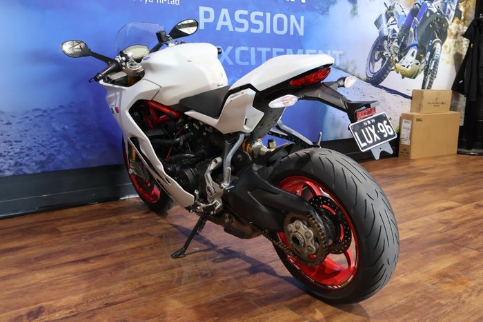 2017 Ducati SUPERSPORT S WHITE