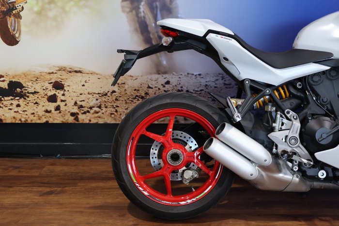 2017 Ducati SUPERSPORT S