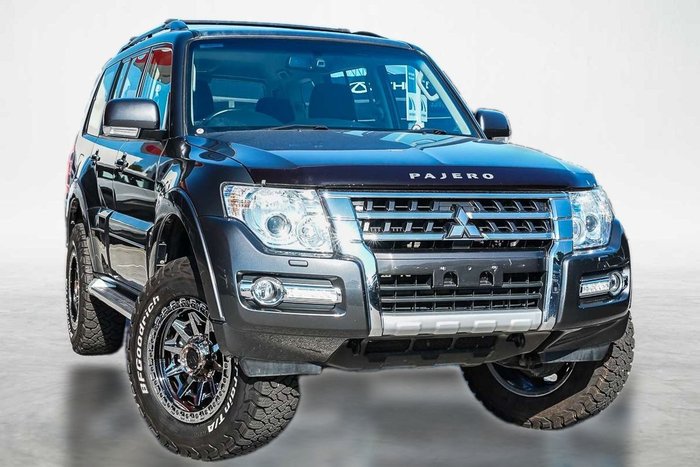 2021 Mitsubishi Pajero