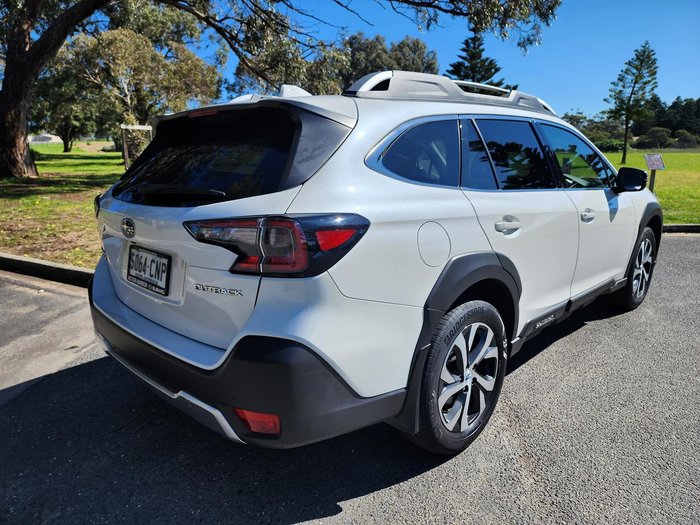2022 Subaru Outback AWD Touring
