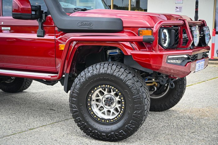 2025 Toyota Landcruiser GXL