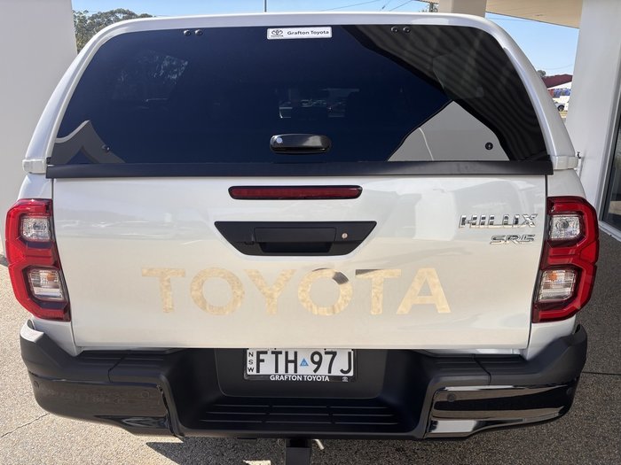 2025 Toyota Hilux