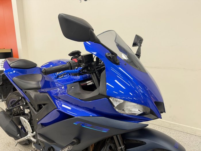 2022 YAMAHA YZF-R3 Blue