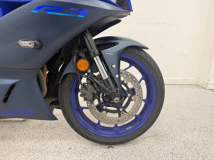 2022 YAMAHA YZF-R3 Blue