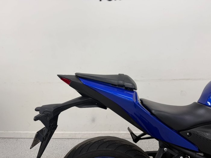 2022 YAMAHA YZF-R3 Blue