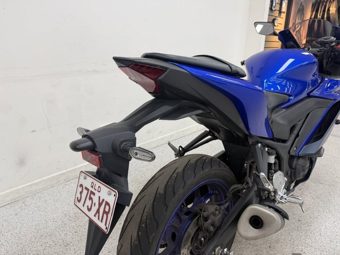 2022 YAMAHA YZF-R3 Blue