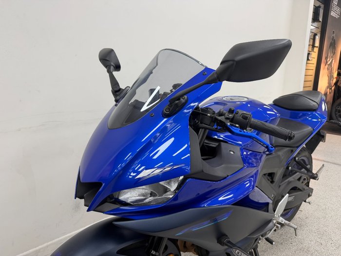 2022 YAMAHA YZF-R3 Blue