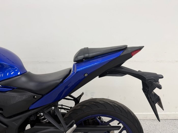 2022 YAMAHA YZF-R3 Blue