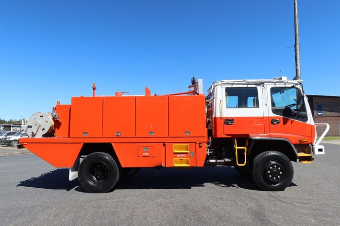 2000 Isuzu F Series FTS 750