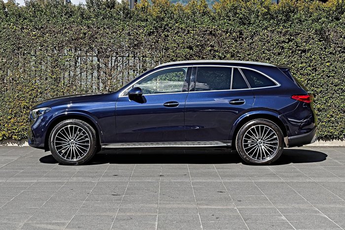 2023 Mercedes-Benz GLC-Class GLC300