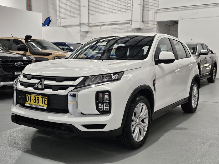 2024 Mitsubishi ASX ES