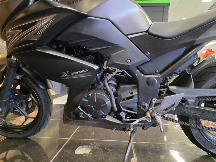 2015 Kawasaki Z300 ABS BLACK
