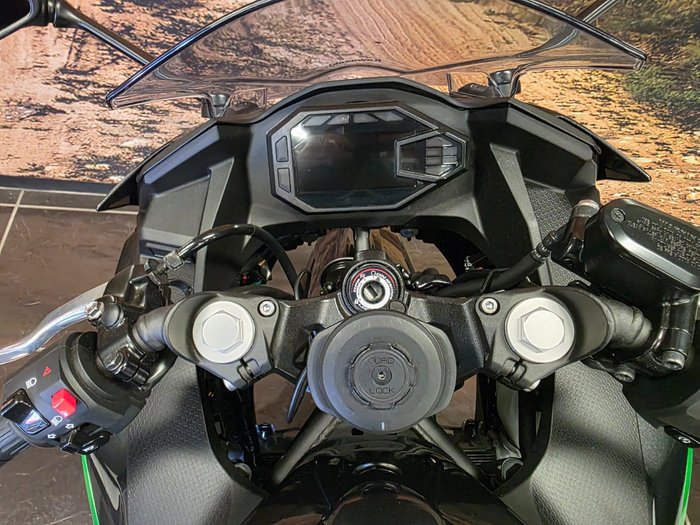 2025 Kawasaki NINJA 500 BLACK