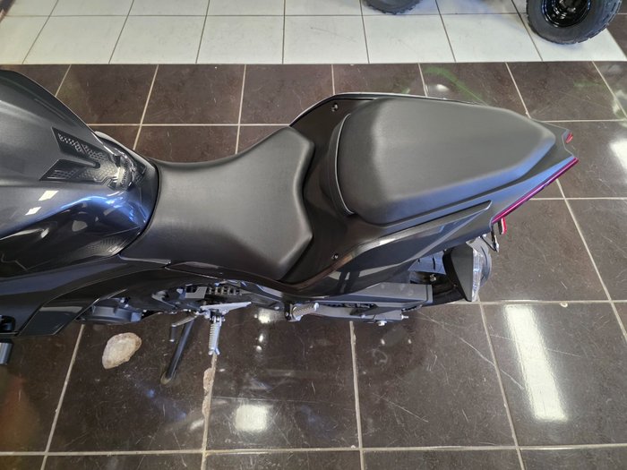 2025 Kawasaki NINJA 500 BLACK