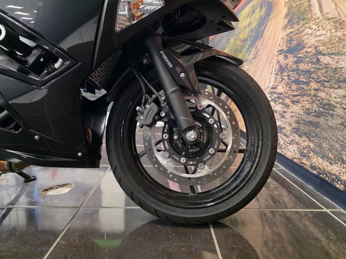 2025 Kawasaki NINJA 500 BLACK