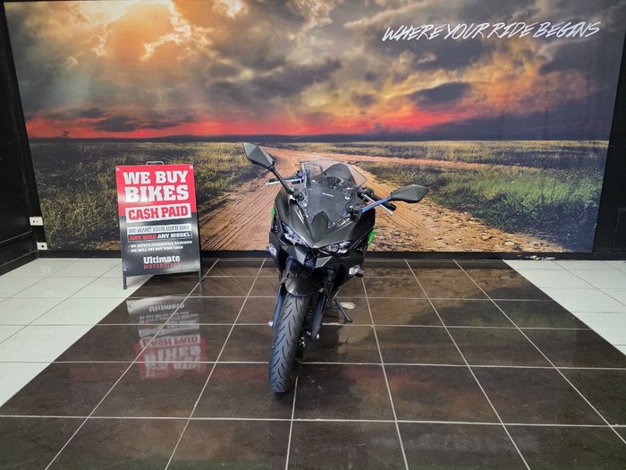 2025 Kawasaki NINJA 500 BLACK