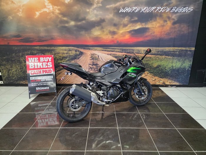 2025 Kawasaki NINJA 500 BLACK