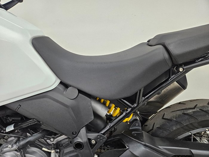 2023 DUCATI DESERTX White