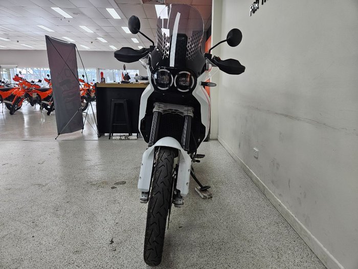 2023 DUCATI DESERTX