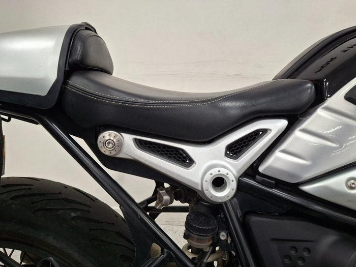2021 BMW Motorrad R NINE T Black