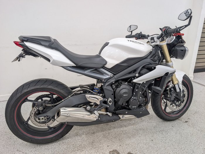 2016 Triumph STREET TRIPLE 660 White
