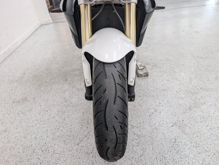 2016 Triumph STREET TRIPLE 660 White