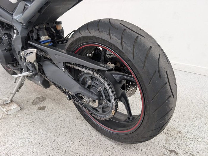 2016 Triumph STREET TRIPLE 660 White