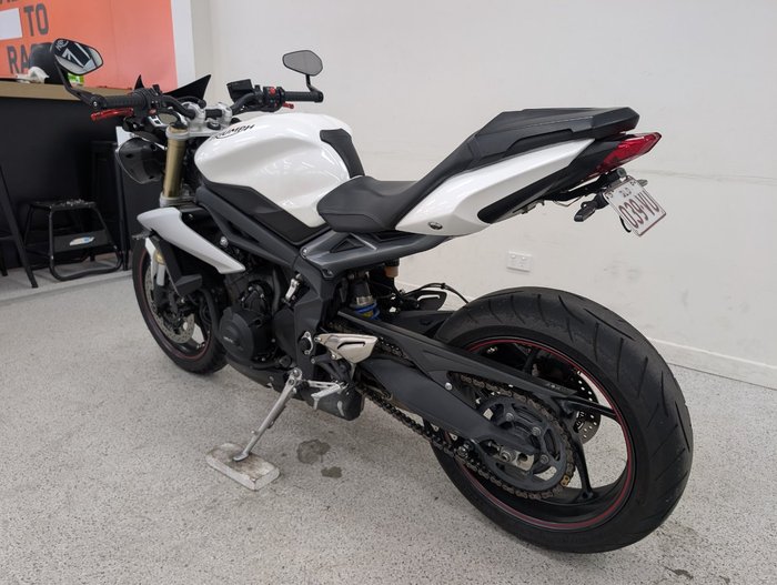2016 Triumph STREET TRIPLE 660 White