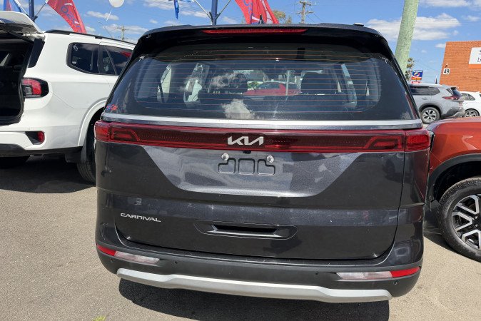 2022 KIA CARNIVAL S