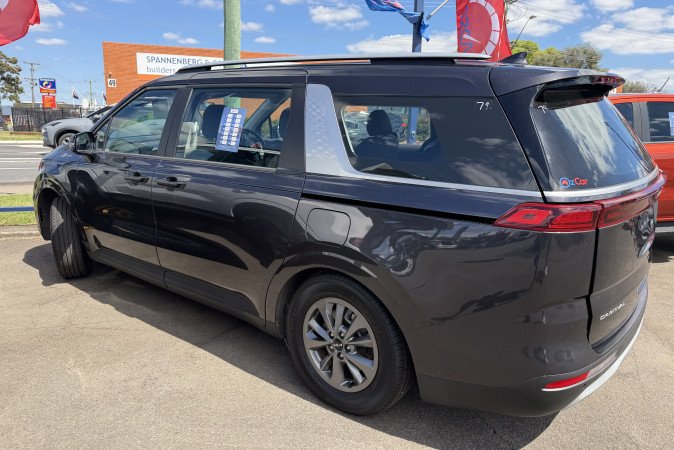 2022 KIA CARNIVAL S