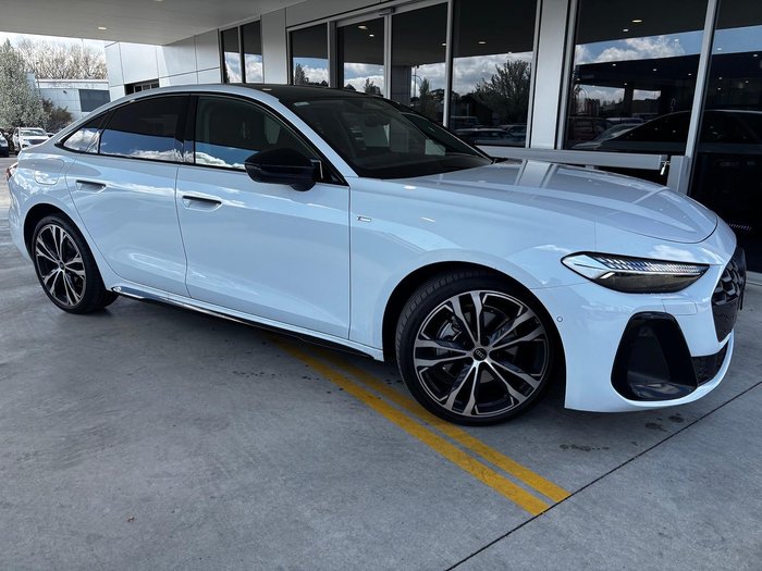 2025 Audi A5 TFSI 150kW S line