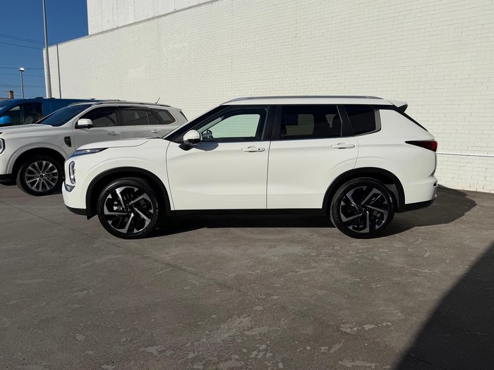 2024 Mitsubishi Outlander Aspire