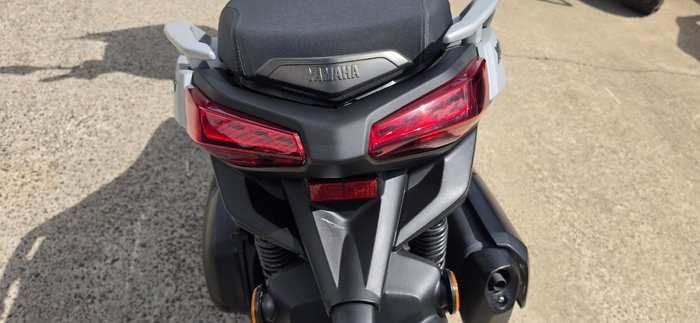 2024 Yamaha XMAX 300 (CZD300A) Grey