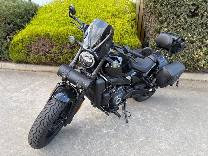 2025 CFMOTO 2025 Cf Moto 450CC 450 CL-C BOBBER Black